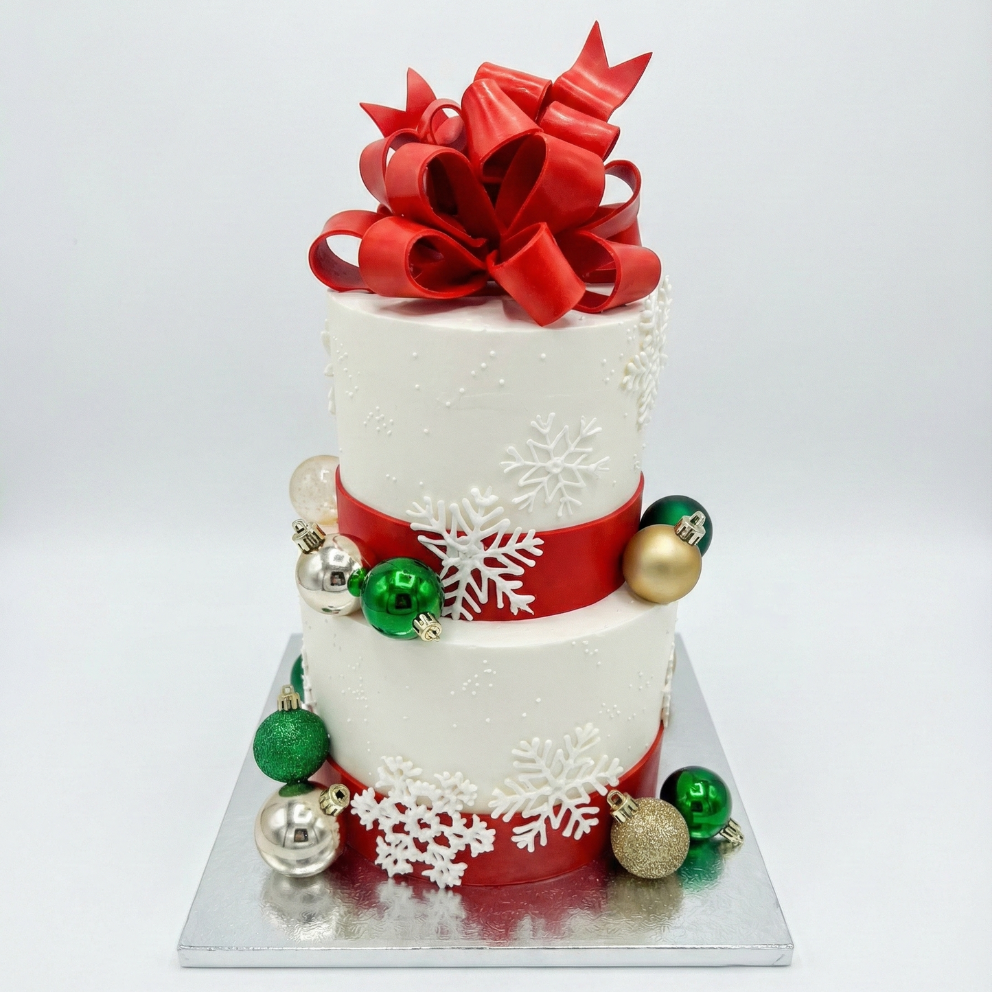 Merry & Bright Bow Cake